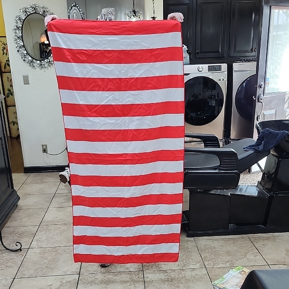 YOUR CHOICE RED and WHITE STRIPED BEACH TOWEL